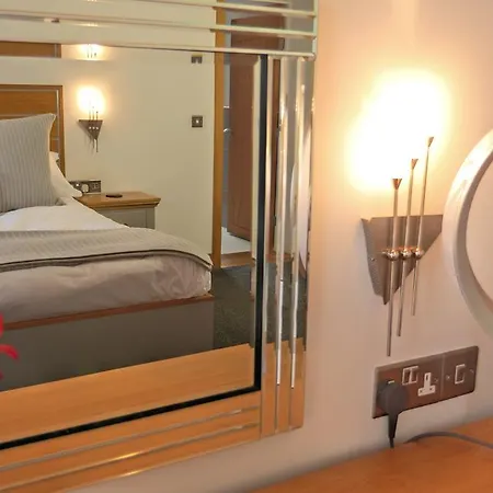 The Oceanic Luxury